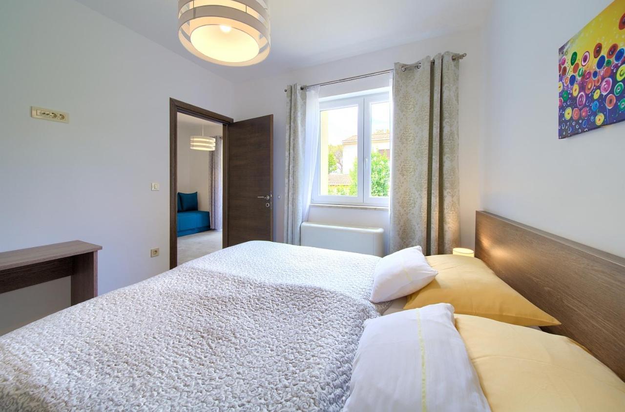 Apartmani Dal マリンスカ エクステリア 写真