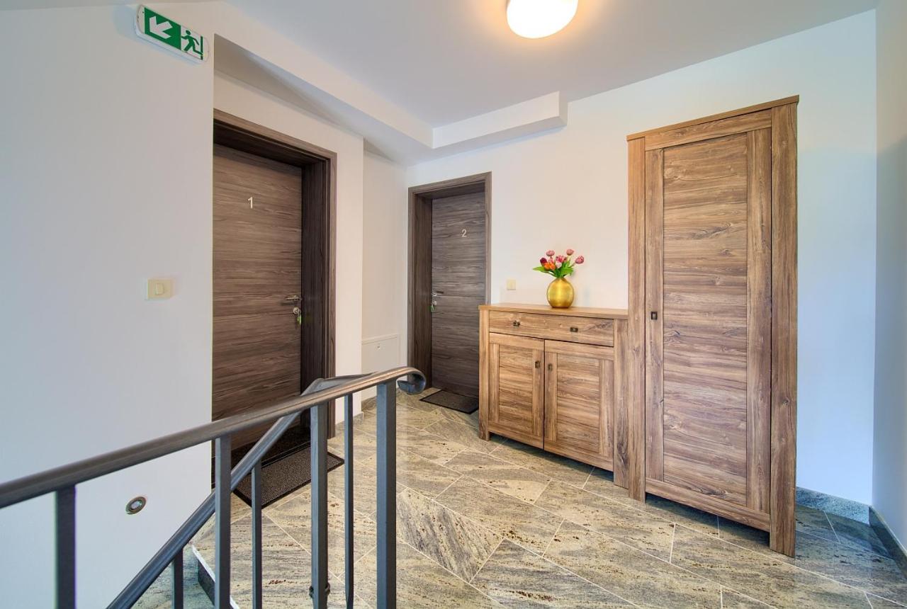 Apartmani Dal マリンスカ エクステリア 写真